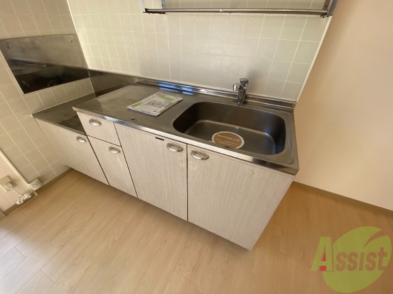 キッチン　こちらはキッチンです。料理するのが楽しみですね。