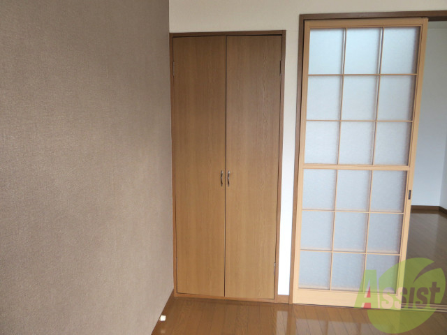 収納　クローゼットがありました。お洋服や荷物はここへ