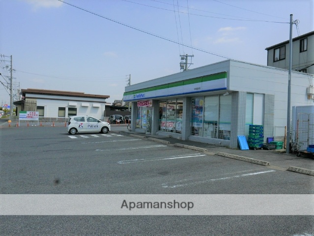 コンビニ　ファミリーマート大府追分店（コンビニ）まで265m