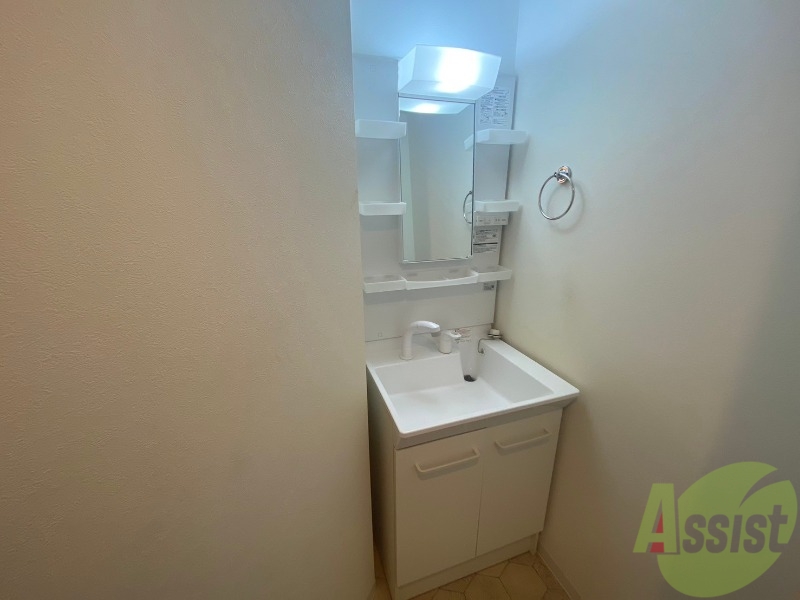 洗面設備　シャンプードレッサーで身支度もラクラクです！