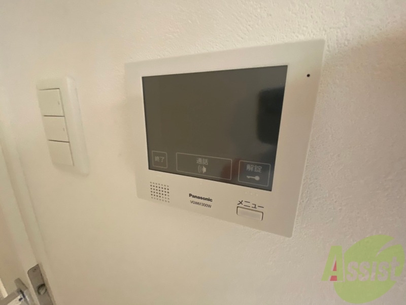 その他設備　ＴＶモニター付インターホンです。来客者の顔が見えるので安心！