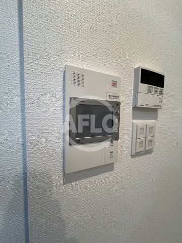 セキュリティ　セレニテフラン梅田　TVモニターフォン