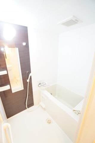バス・シャワールーム　※同物件・同タイプの写真です。
