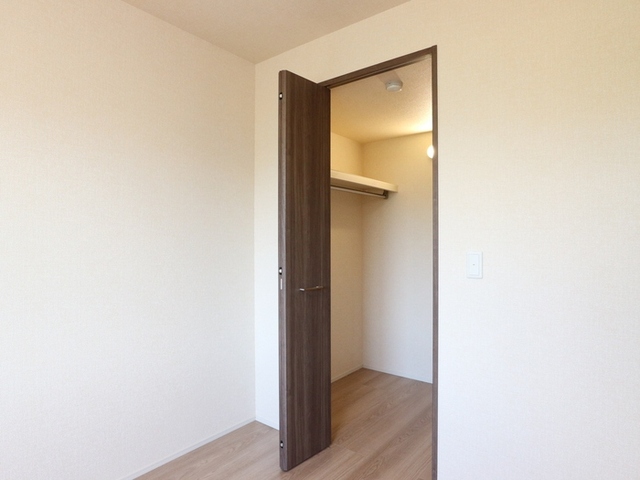 収納　ウォークインクローゼット