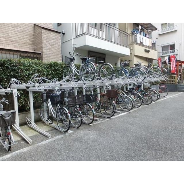 駐車場　駐輪スペース