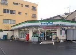コンビニ　ファミリーマート大宮浅間町店（コンビニ）まで117m