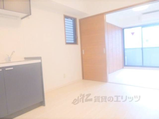 居室・リビング　洋室