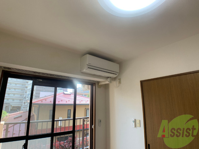 その他設備　あらかじめエアコンがついています。夏も冬も快適ですよ。