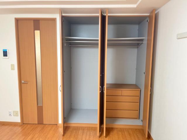 収納　クローゼット
