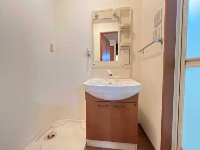 洗面設備　洗髪洗面化粧台