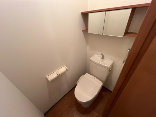 トイレ　シャワー付トイレ