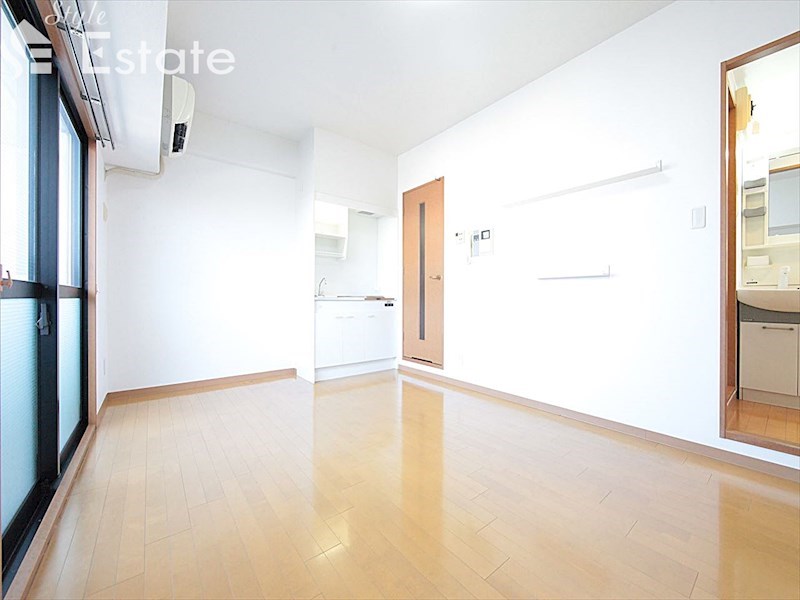 居室・リビング　内装