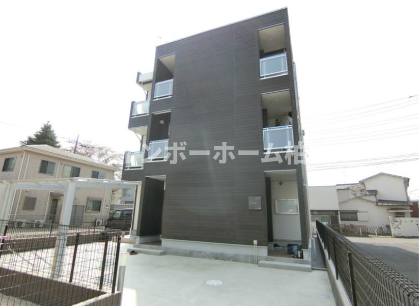 エントランス　清潔なエントランスです