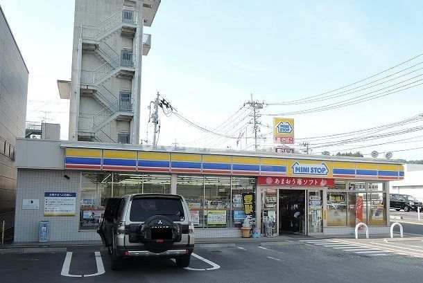 コンビニ　ミニストップ 利府中央店（コンビニ）まで525m
