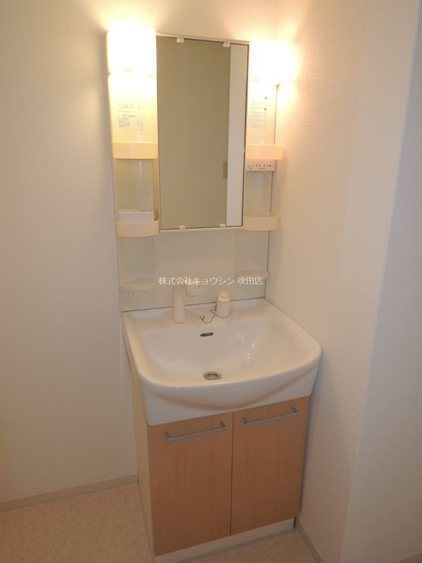 洗面設備　廊下