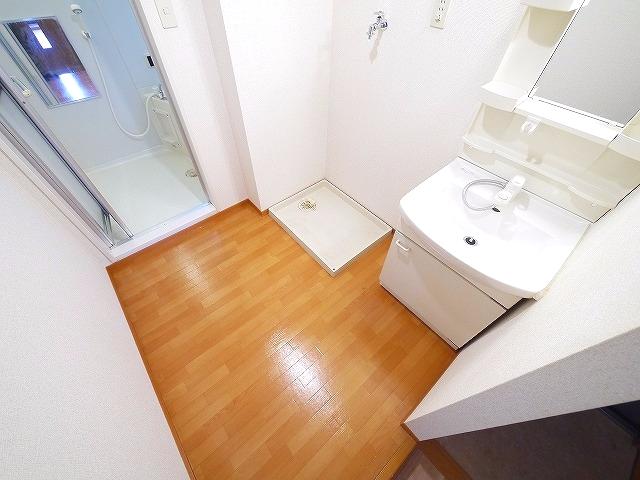 洗面設備　忙しい朝には欠かせない洗面所です