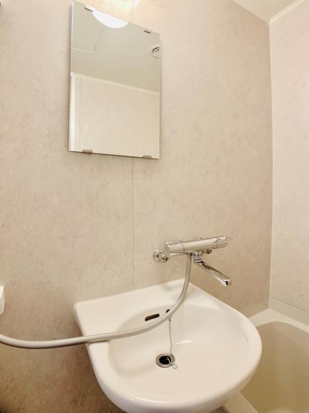 洗面設備　コンパクトで使いやすい洗面所