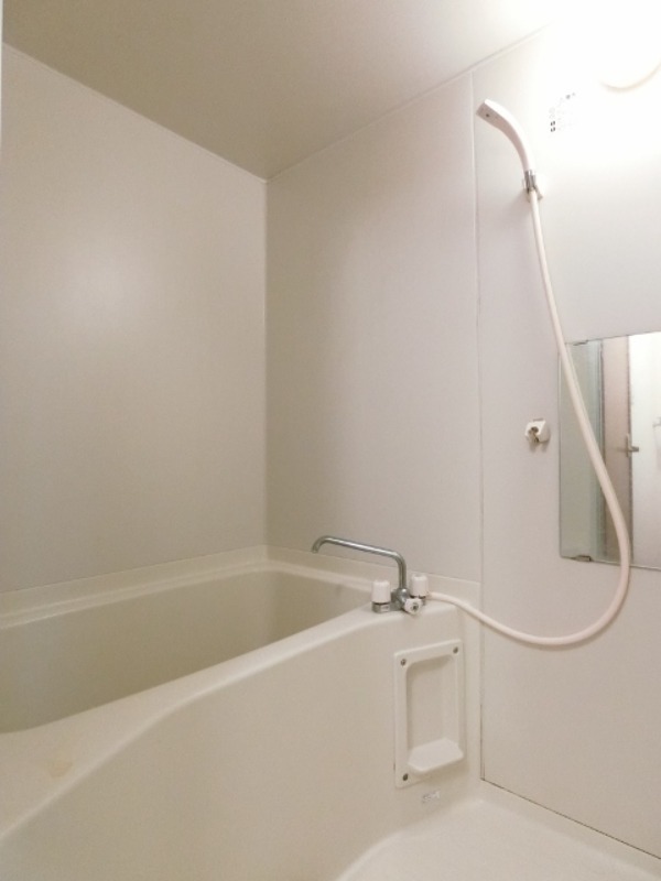 バス・シャワールーム　図面と現状に相違がある場合には現状を優先