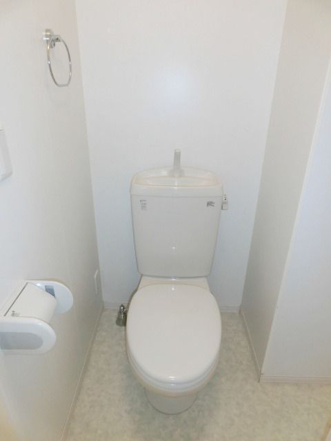 トイレ　トイレはシンプル