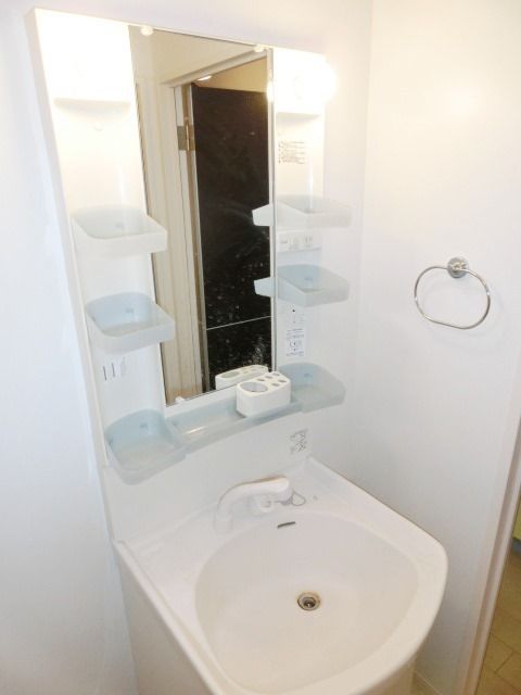 洗面設備　朝もらくらく洗髪洗面台