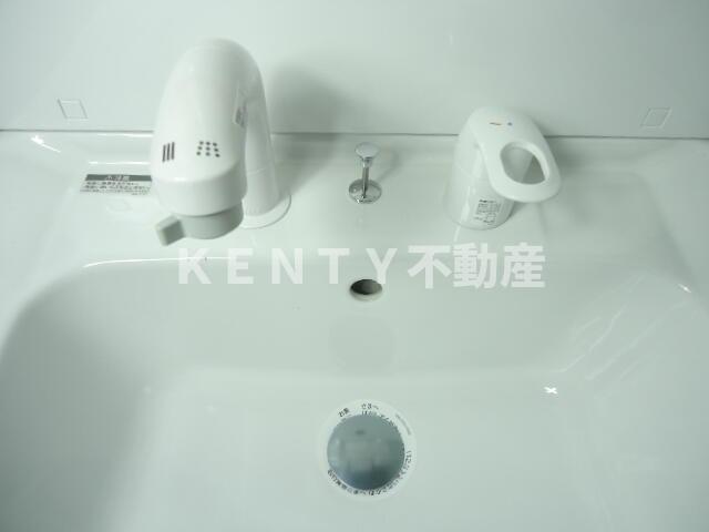 洗面設備　忙しい朝には欠かせない洗面所です