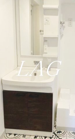 洗面設備　洗面台です。