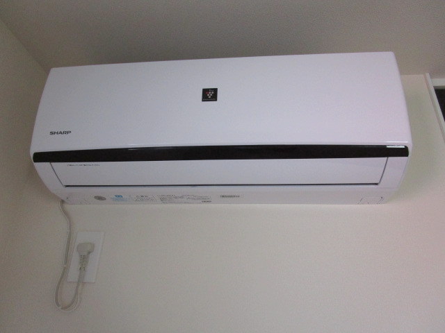 その他設備　エアコン２基完備