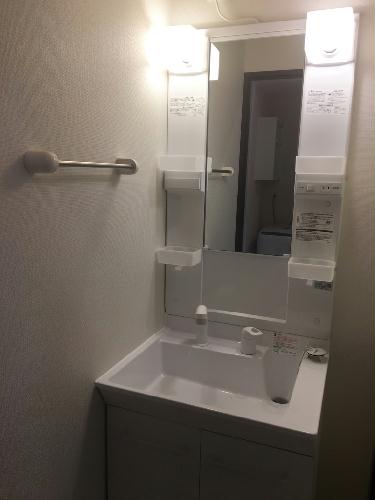 洗面設備　独立洗面台