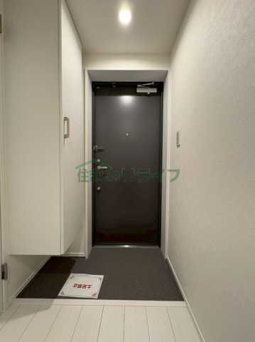 玄関　※参考写真です。同じ間取りの別部屋になります。