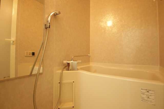 バス・シャワールーム　※別室の参考写真の為、現況優先です。