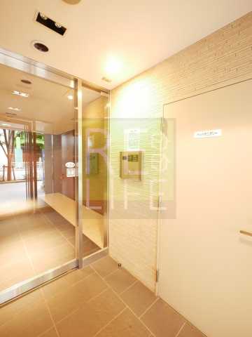 エントランス　スパシエ上野ステーションプラザ