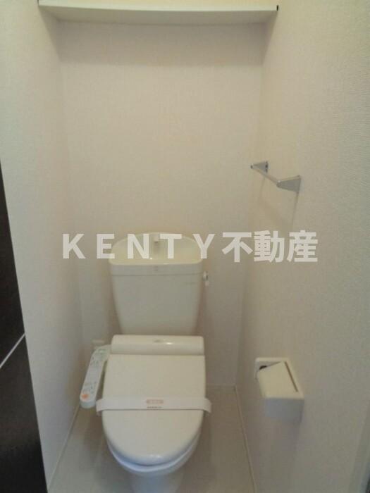 トイレ　清潔感のあるトイレです