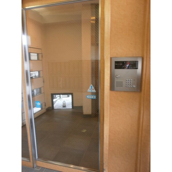 セキュリティ　オートロック完備