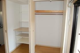 収納　収納　※別号室参考写真