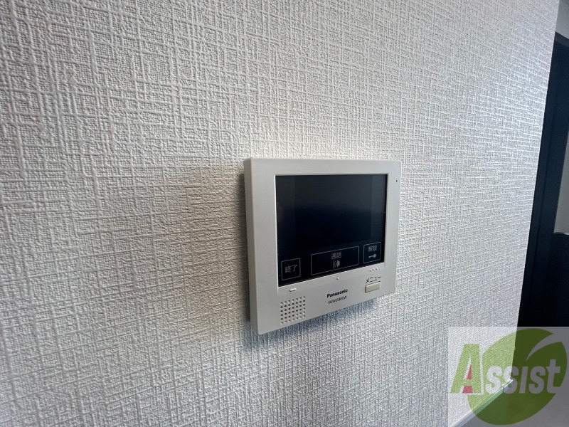 セキュリティ　ＴＶモニター付インターホンです。来客者の顔が見えるので安心！