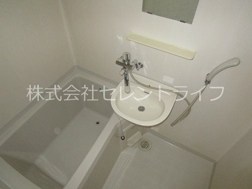 バス・シャワールーム　浴室