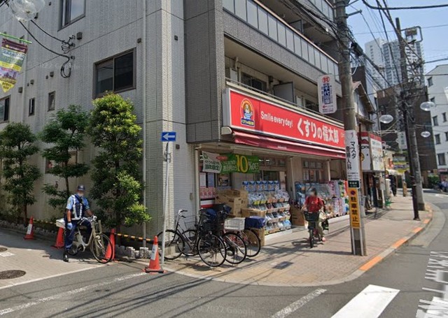 ドラックストア　くすりの福太郎金町店（ドラッグストア）まで885m