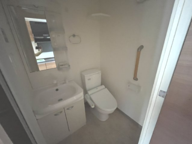 洗面設備　独立洗面化粧台付き☆