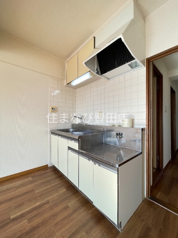 キッチン　別部屋写真