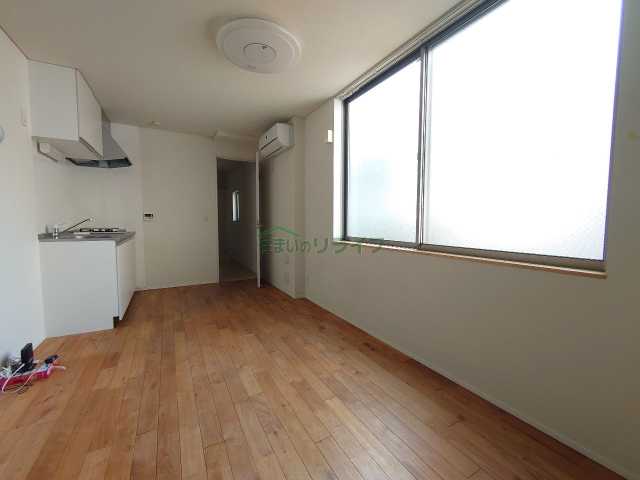 居室・リビング　グランエッグス東大前