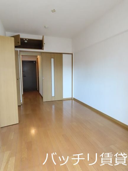 居室・リビング　＊画像は別号室の為、現状を優先いたします