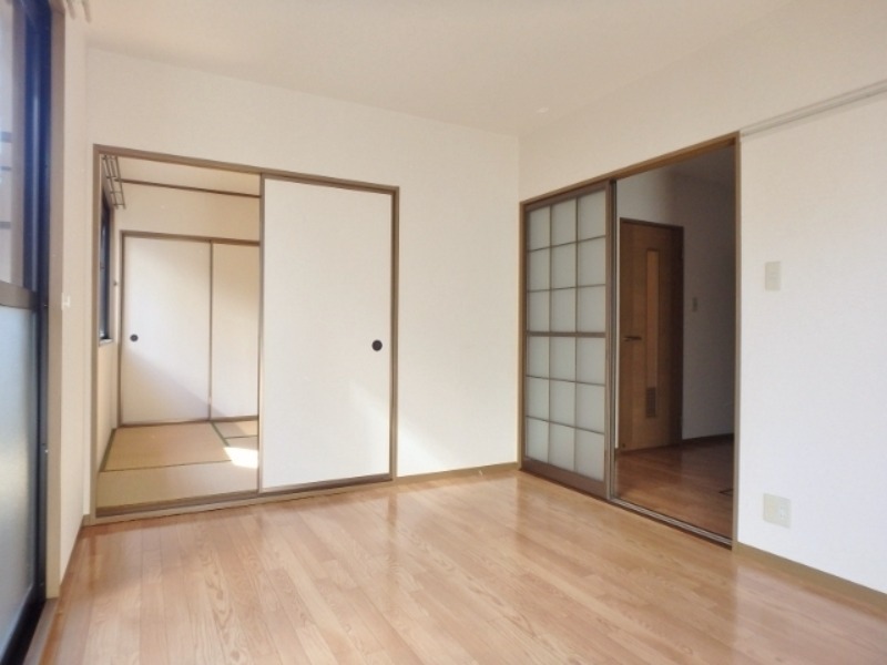 居室・リビング　図面と現状に相違がある場合には現状を優先