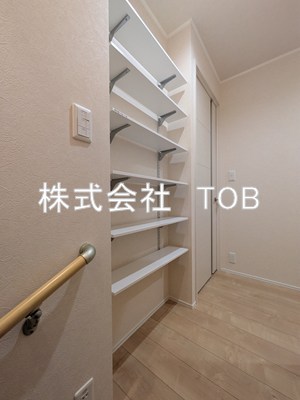 収納　廊下収納