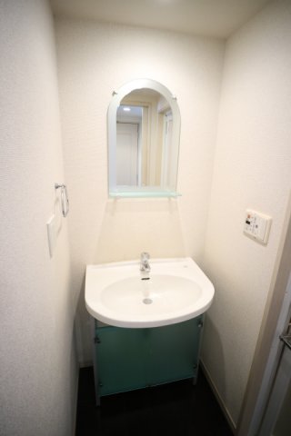 洗面設備　※参考写真