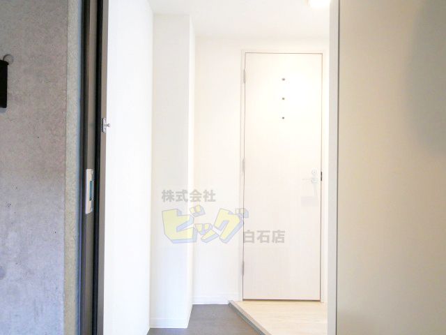 玄関　広々とした玄関です♪