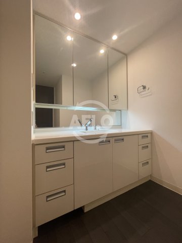 洗面設備　レジュールアッシュ福島　独立洗面台