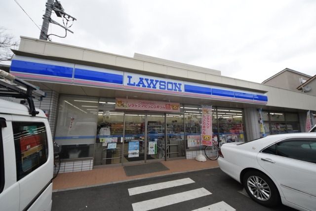 コンビニ　ローソン（コンビニ）まで165m