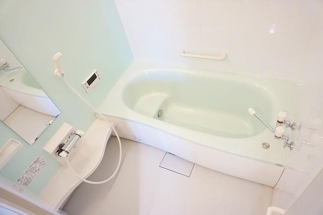 バス・シャワールーム　浴室