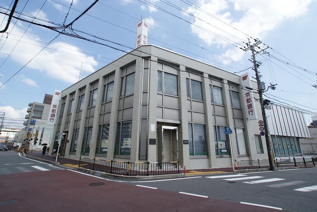 銀行　（株）京都銀行／小倉支店（銀行）まで695m