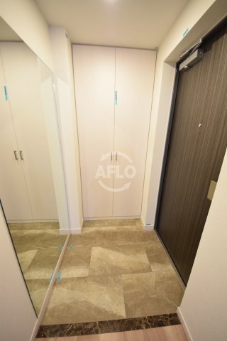 玄関　RISING Maison 本町橋　玄関